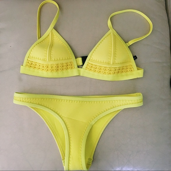 NEVER WORN TRIANGL BIKINI - Picture 3 of 3